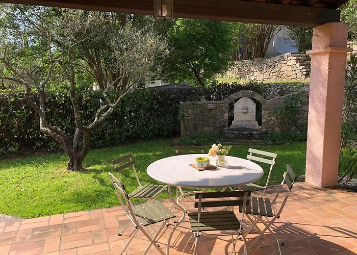 Villa Provencale Au Calme Entouree De Verdure, Animaux De Compagnie Acceptes !