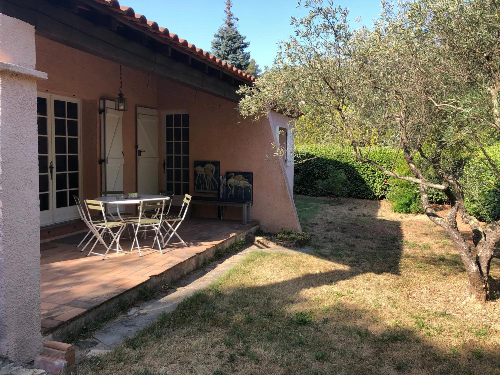 Provencale Au Calme Entouree De Verdure, Animaux De Compagnie Acceptes ! Ferienhaus